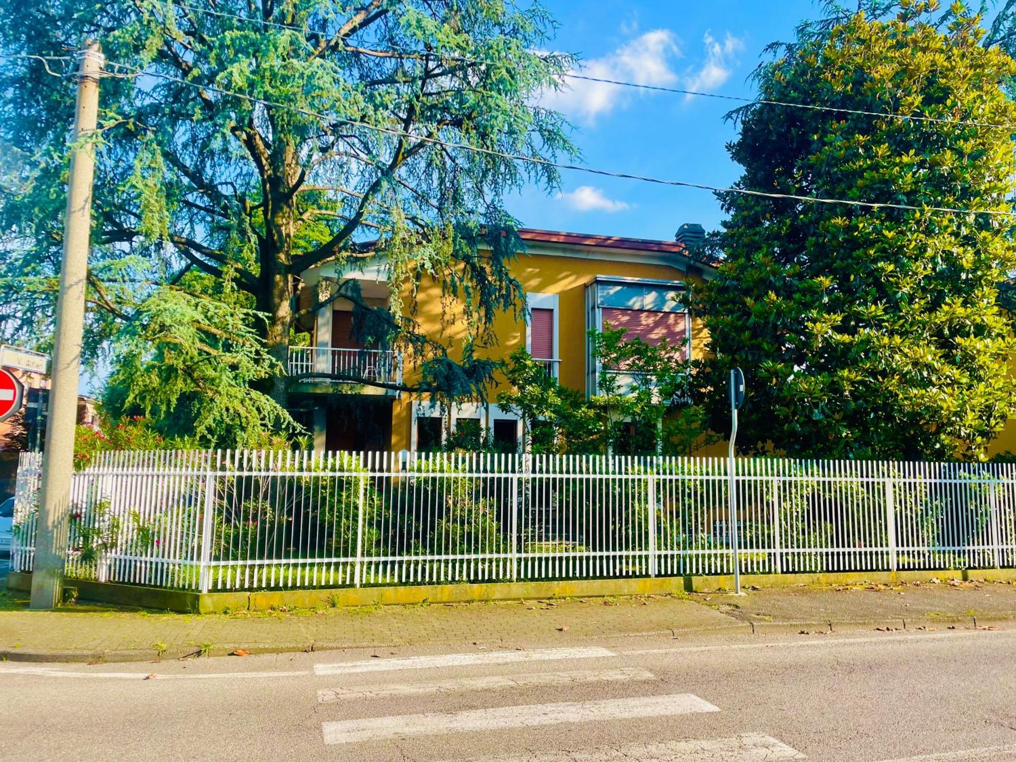 Muggiò Appartamento Tra Monza E Milano מראה חיצוני תמונה
